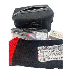 Want Les Essentiels Black Travel Essentials Kit With Socks & Toiletries
